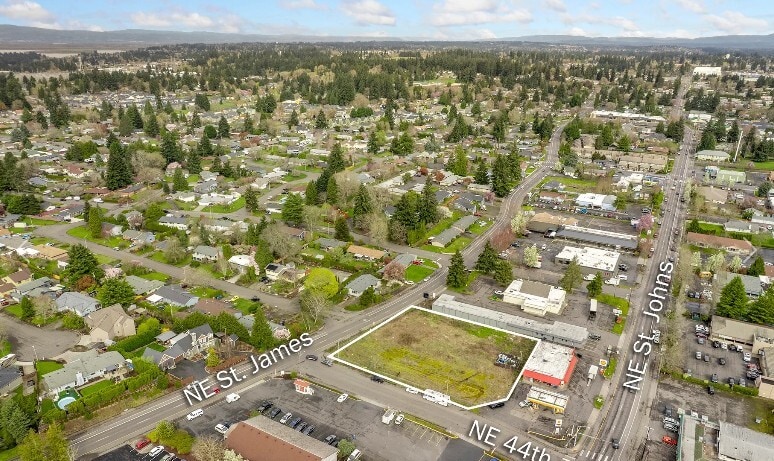 4403 NE St James Rd, Vancouver, WA à vendre - Photo du bâtiment - Image 2 de 4