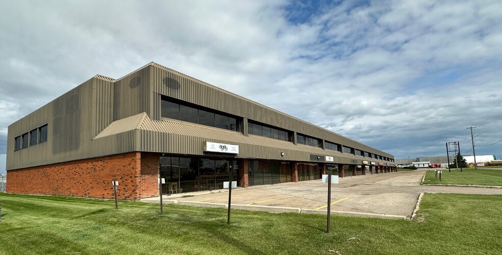 4407 66 Av, Leduc, AB for lease - Building Photo - Image 1 of 4
