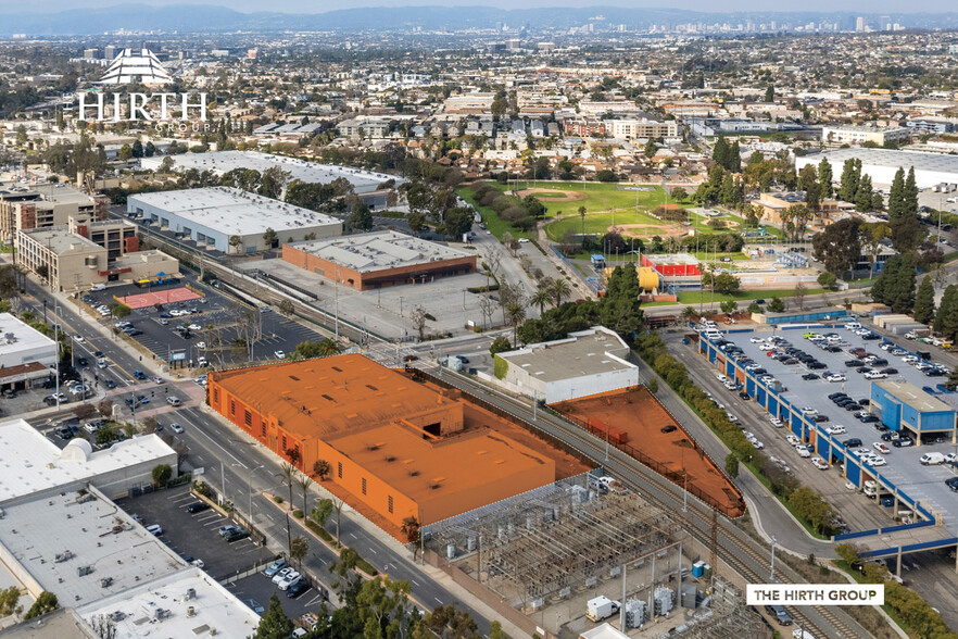 219 & 235 W Florence Ave, Inglewood, CA for sale - Building Photo - Image 1 of 1