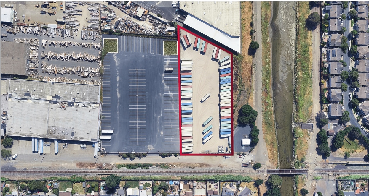 15725 Railroad Ave, San Lorenzo, CA for lease Primary Photo- Image 1 of 9