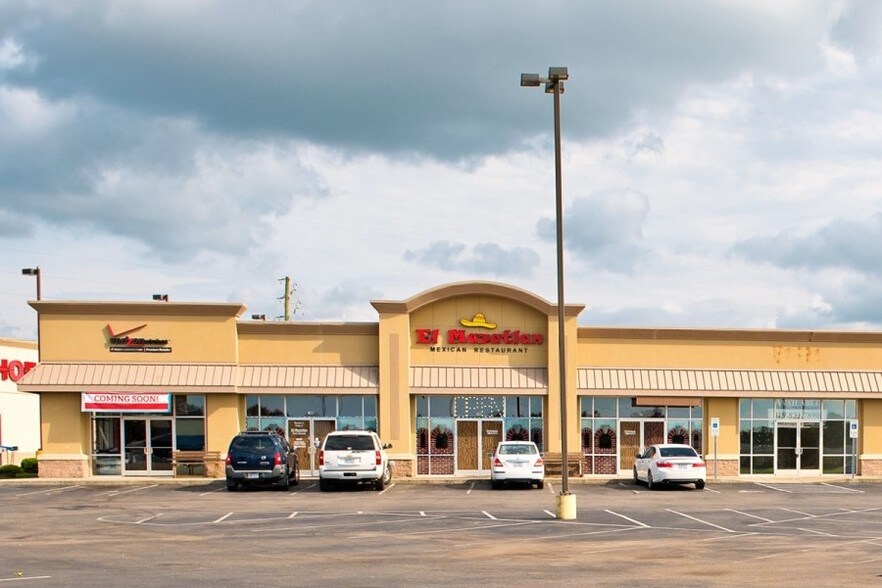 202-206 W Nc-55 Hwy, Mount Olive, NC à louer - Photo du bâtiment - Image 2 de 11