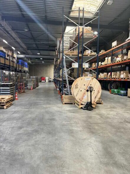 Office in Bussy-Saint-Georges for lease - Building Photo - Image 3 of 10