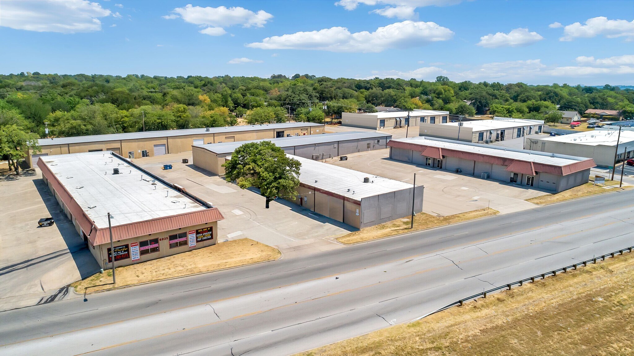 6933 E Lancaster Ave, Fort Worth, TX for lease Building Photo- Image 1 of 5