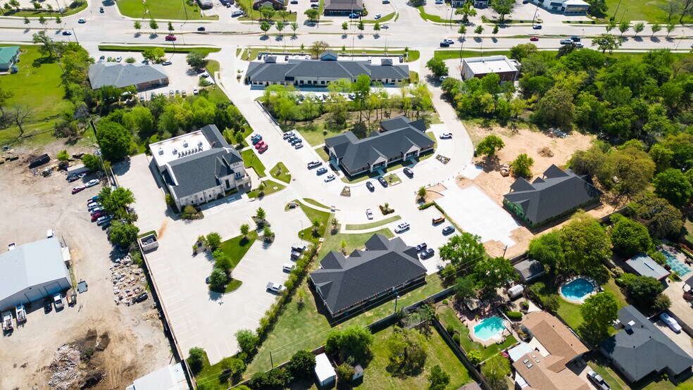 6420 Colleyville Blvd, Colleyville, TX à louer - Photo du bâtiment - Image 2 de 3