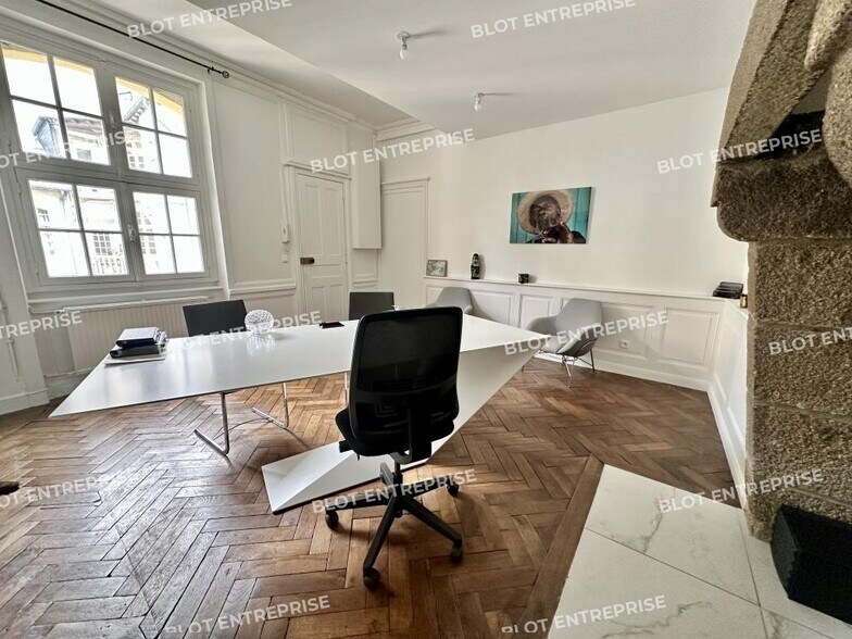Bureau dans Rennes à vendre - Photo intérieure - Image 2 de 8