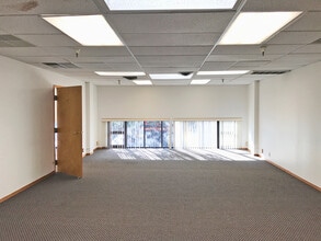 2375-2399 Telegraph Ave, Berkeley, CA for lease Interior Photo- Image 2 of 7