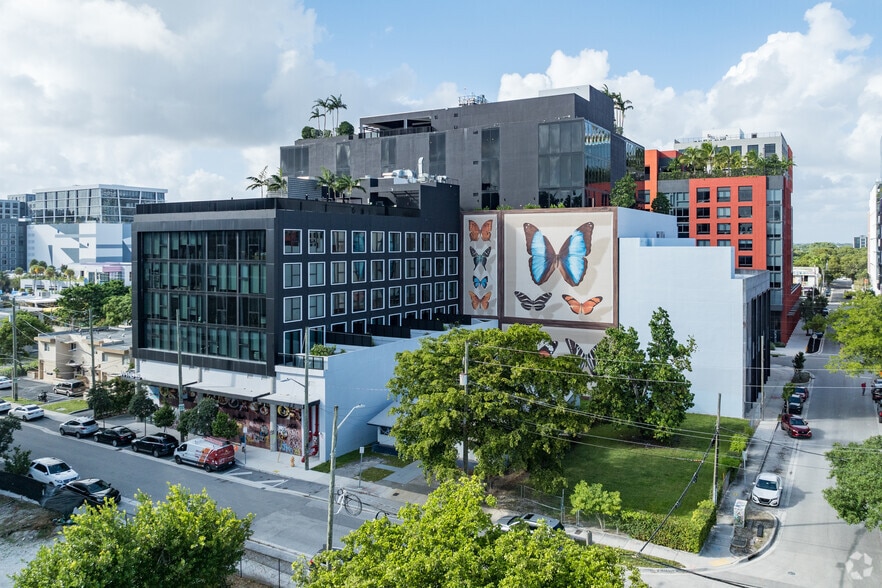 127 NW 27th St, Miami, FL for lease - Building Photo - Image 2 of 12
