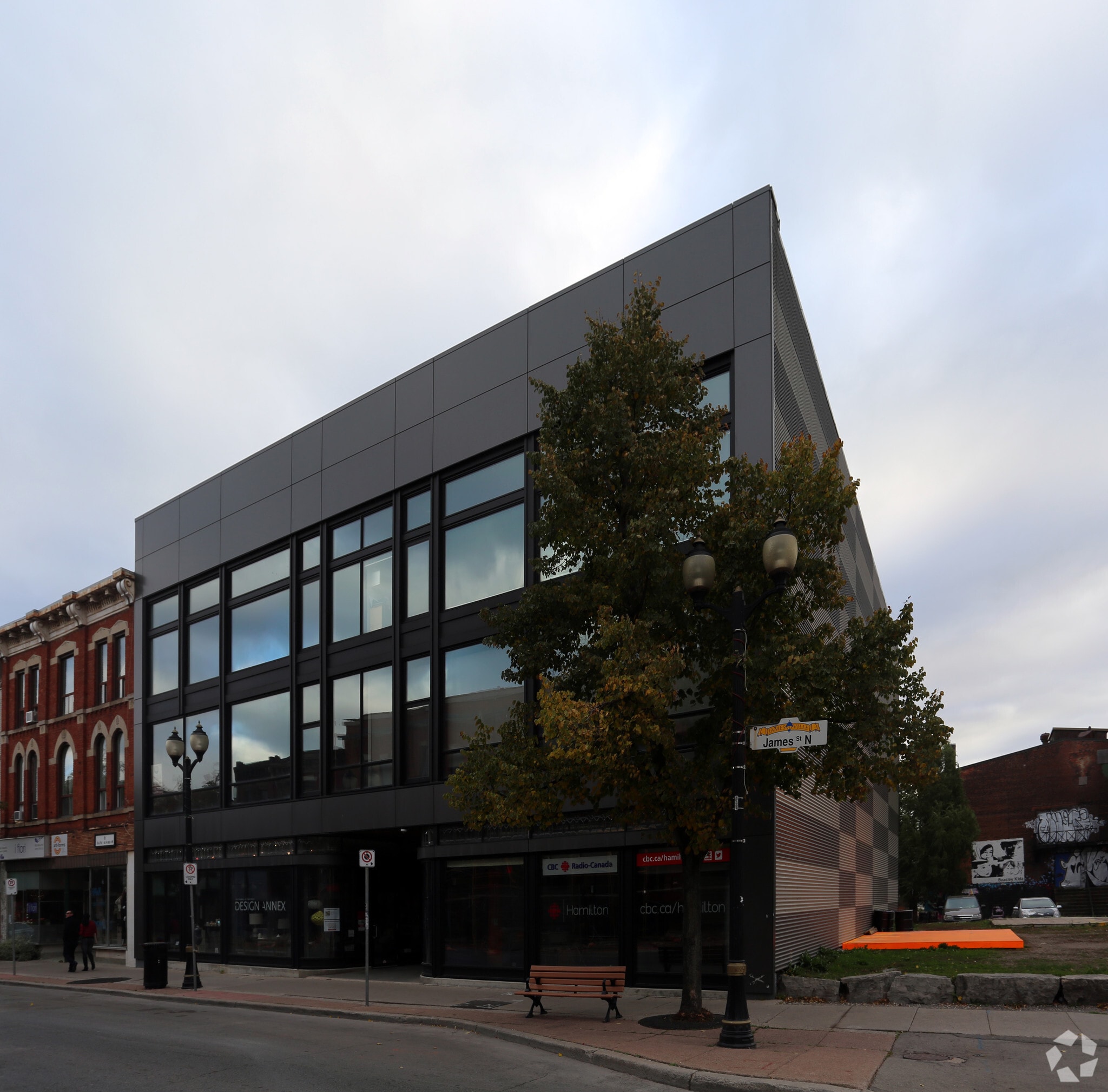 118 James St N, Hamilton, ON for sale Primary Photo- Image 1 of 1