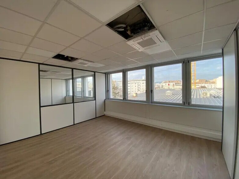 106-110 Avenue Jean Jaurès, Lyon for lease - Interior Photo - Image 3 of 6