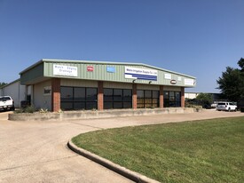 4706-200 Dc Dr, Tyler TX - Warehouse