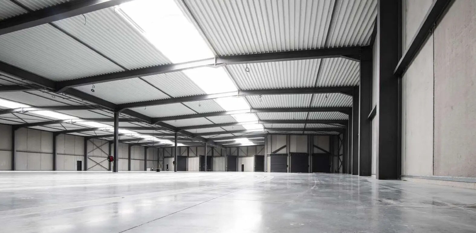 Industrial in Le Mesnil-Amelot for lease Interior Photo- Image 1 of 7