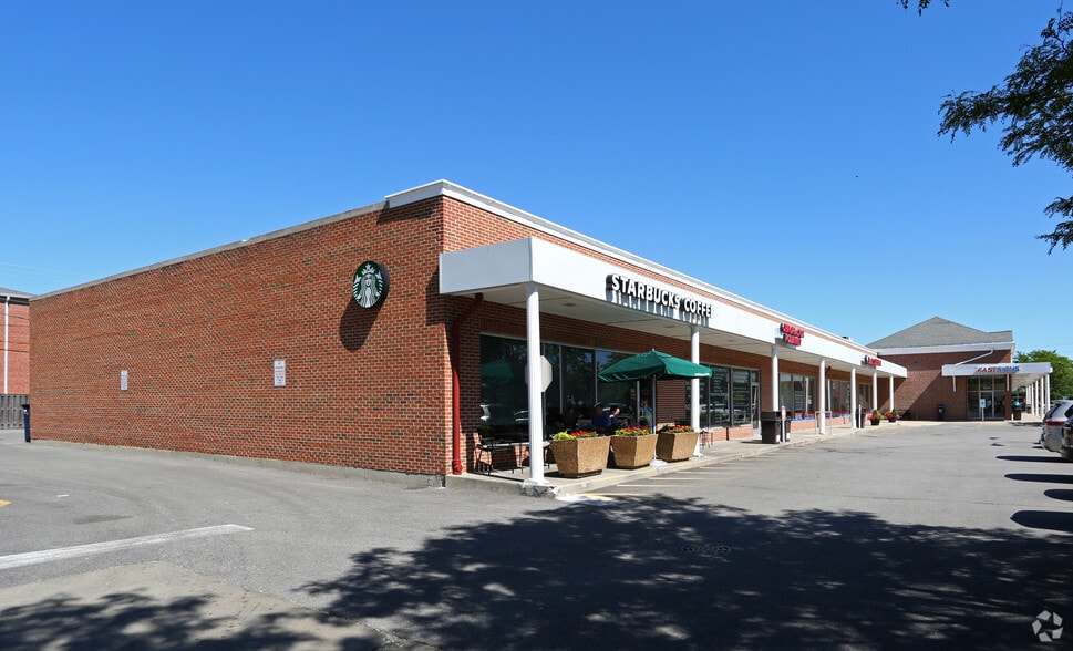 1802-1828 N Arlington Heights Rd, Arlington Heights, IL for lease - Other - Image 3 of 5