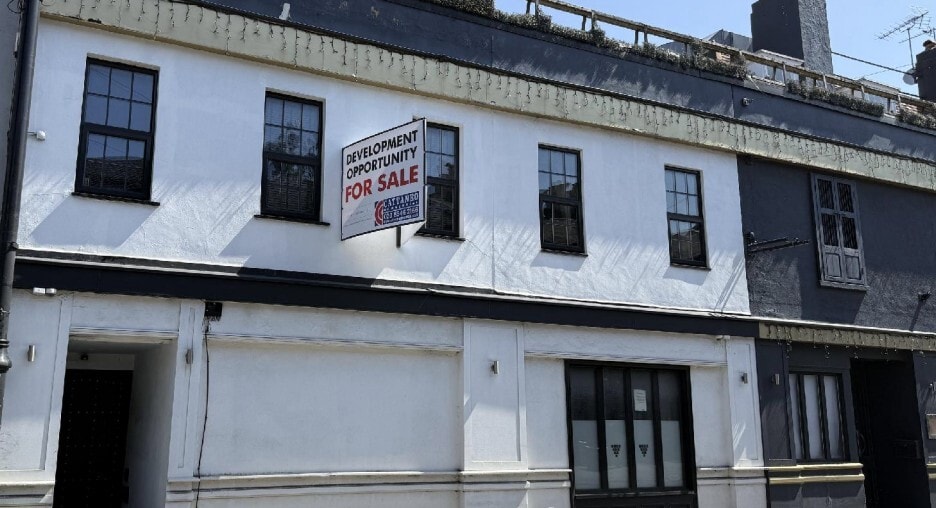 6-8 & 10A Church Street portfolio of 2 properties for sale on LoopNet.ca - Building Photo - Image 1 of 7