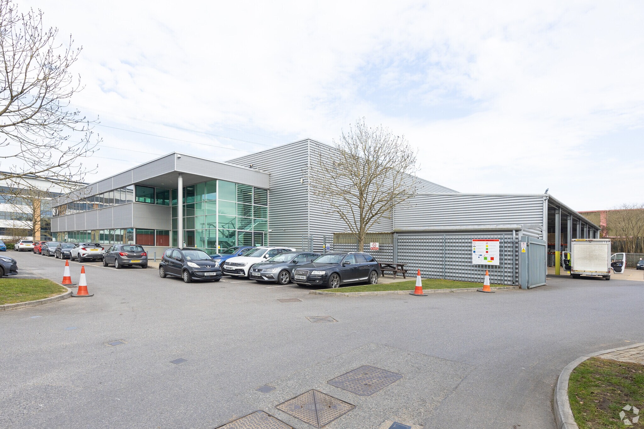 210 Mauretania Rd, Nursling à louer Photo principale- Image 1 de 3