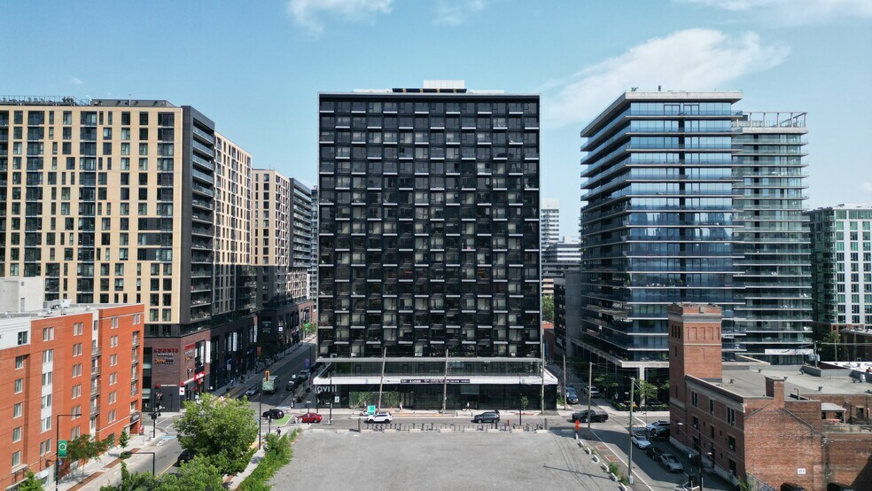 225 Rue Young, Montréal, QC à louer - Photo du bâtiment - Image 2 de 19