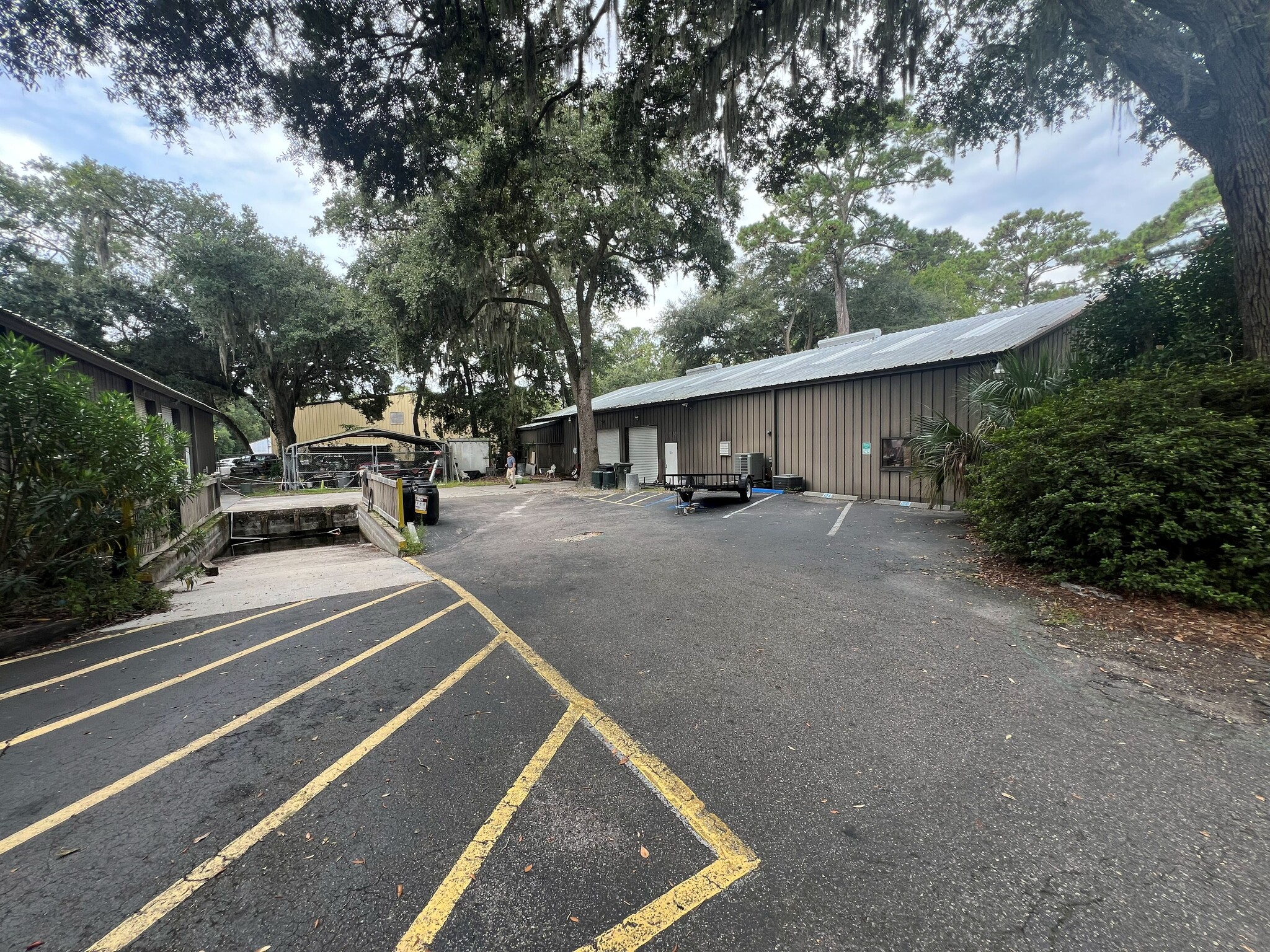 12 Cardinal Rd, Hilton Head Island, SC for lease Building Photo- Image 1 of 11