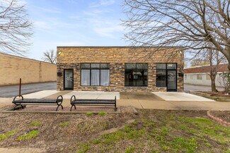 Plus de détails pour 25033-25037 W Warren St, Dearborn Heights, MI - Commerce de détail à louer