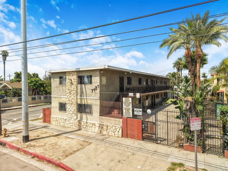7427 S Figueroa St, Los Angeles, CA for sale - Building Photo - Image 1 of 7