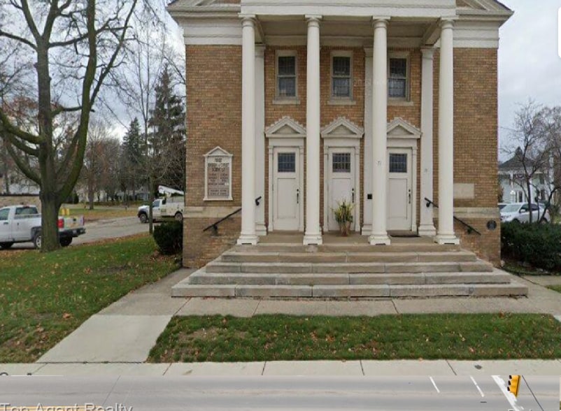 71 S Washington St, Oxford, MI à vendre - Photo du bâtiment - Image 2 de 23