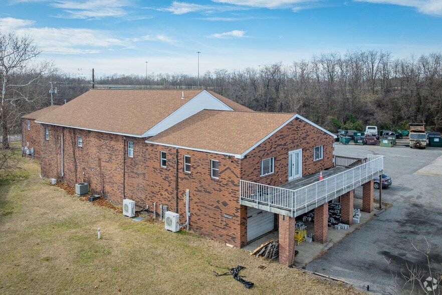 6302A Old North Point Rd, Sparrows Point, MD à louer - Photo du bâtiment - Image 3 de 4