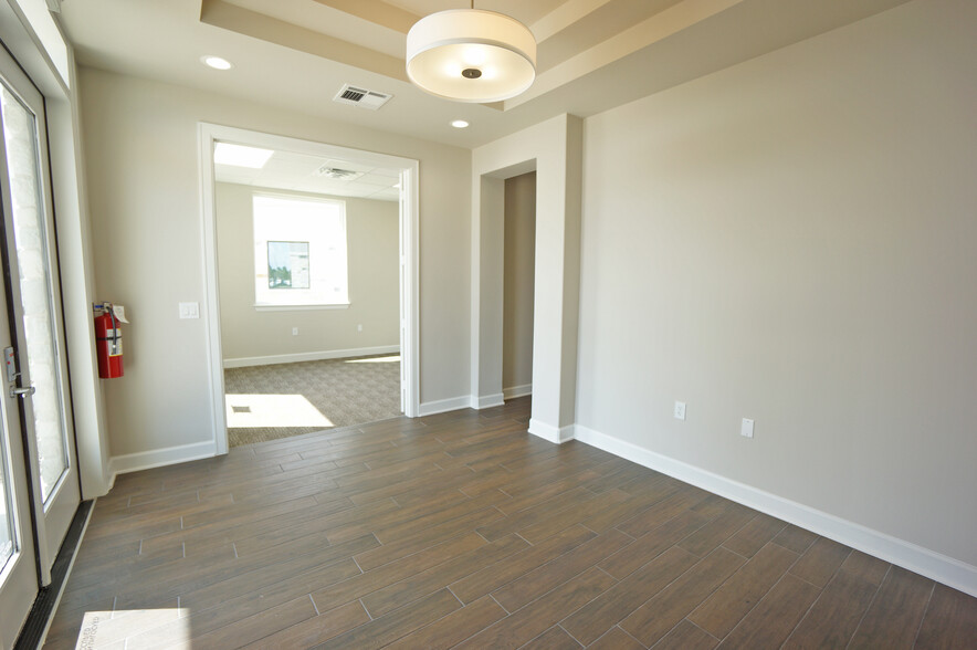 23410 Grand Reserve Dr, Katy, TX à louer - Photo du b timent - Image 3 de 11