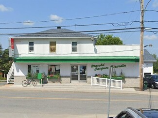 Plus de détails pour 138 St Saint-Louis, Warwick, QC - Vente au détail à vendre