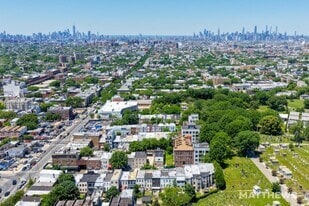 103 Vanderveer St, Brooklyn, NY à vendre - Photo du bâtiment - Image 2 de 2