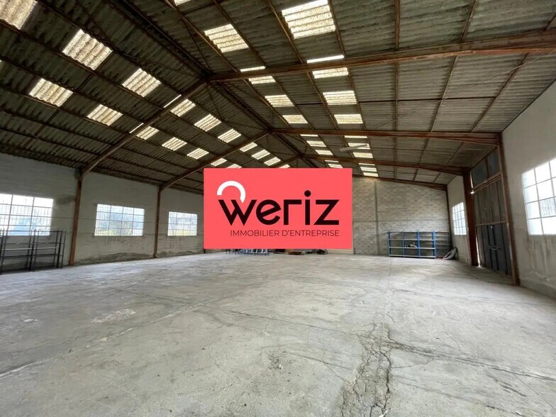 Flex in Gardanne for lease - Interior Photo - Image 3 of 10