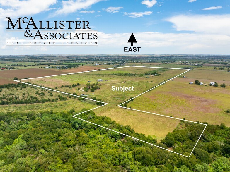 15716 Anderson Rd, Manor, TX à vendre - Aérien - Image 3 de 10