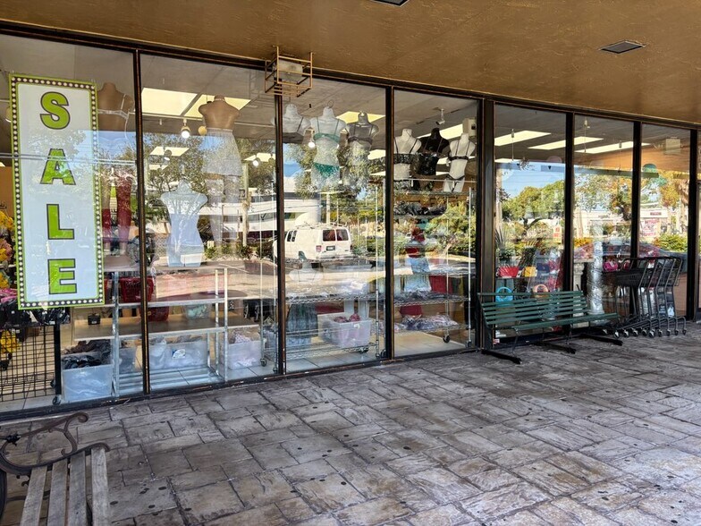 3200-3226 W Hillsboro Blvd, Deerfield Beach, FL à louer - Photo du bâtiment - Image 3 de 9