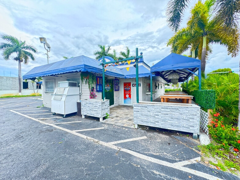 3305 NW 32nd Ave, Miami, FL for lease - Building Photo - Image 2 of 5