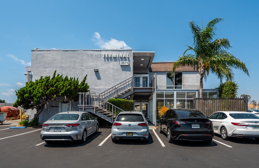 3507 Jack Northrop Ave, Hawthorne, CA for sale - Building Photo - Image 2 of 13