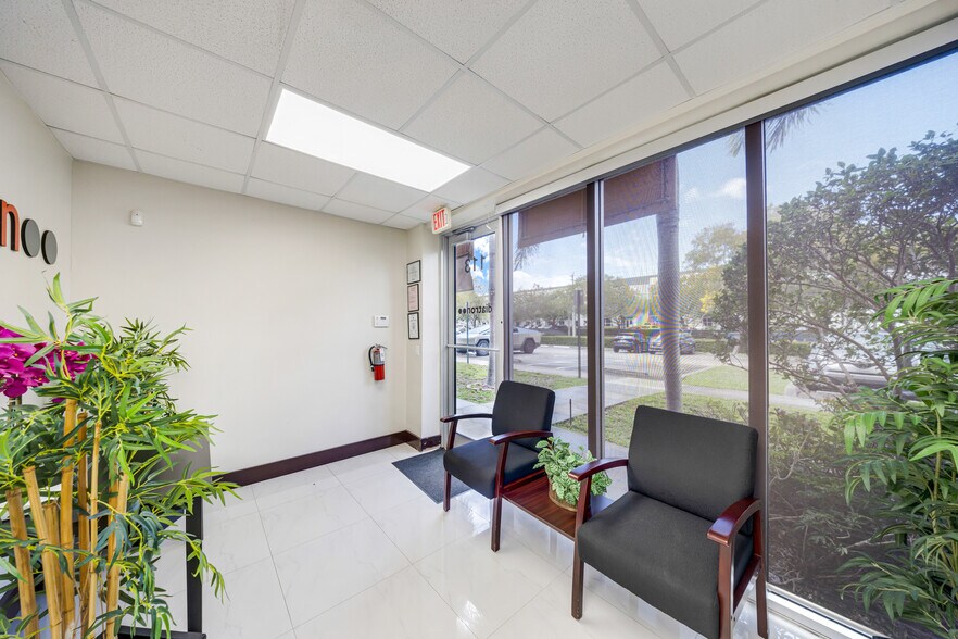 12601 NW 115th Ave, Medley, FL for lease - Building Photo - Image 2 of 20