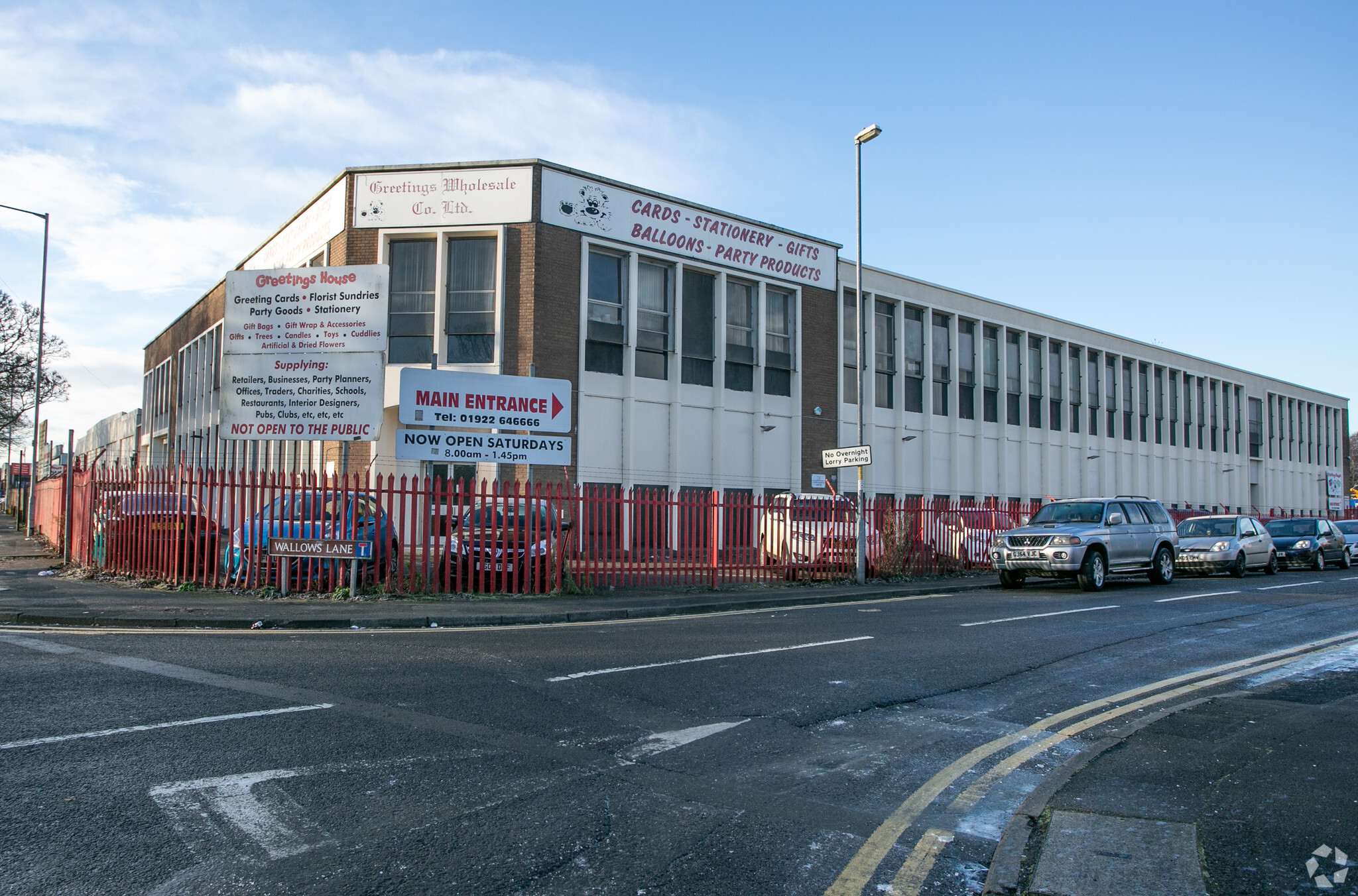 Bescot Cres, Walsall à louer Photo principale- Image 1 de 3