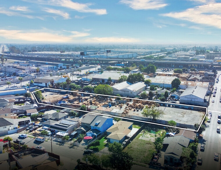 2521-2535 E 114th St, Los Angeles, CA for lease - Building Photo - Image 2 of 4