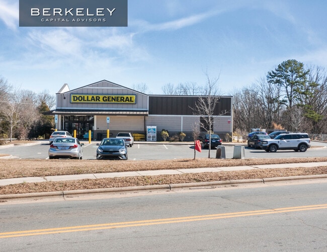 Plus de détails pour 2500 Lane St, Kannapolis, NC - Commerce de détail à vendre