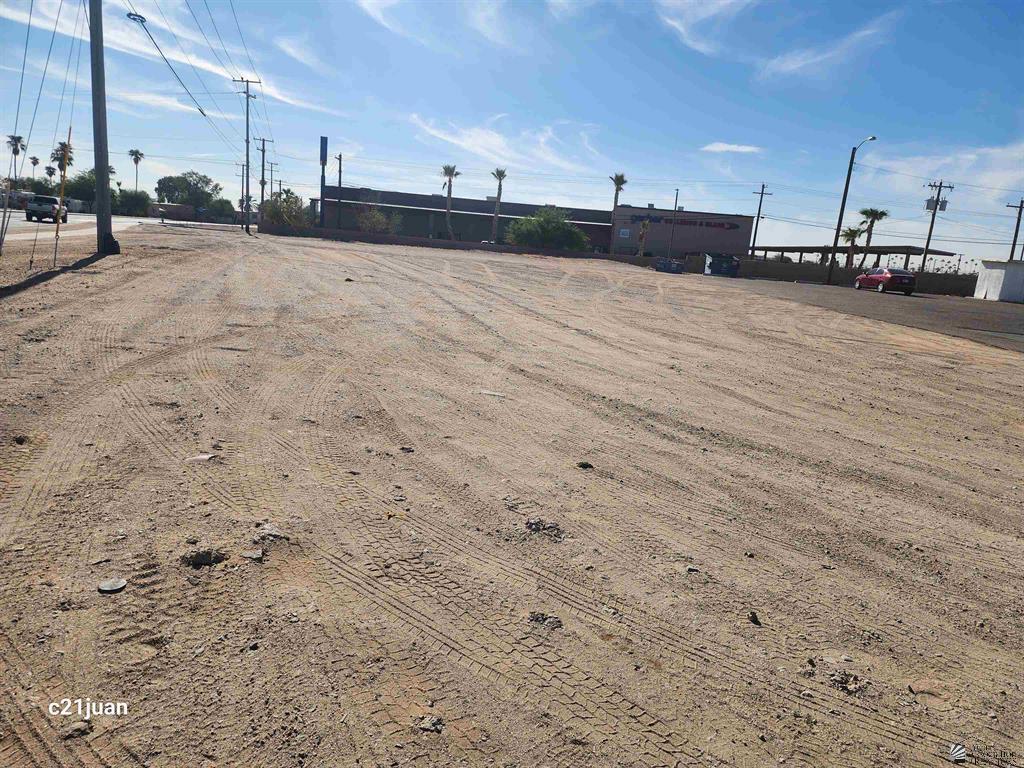 415 32 St, Yuma, AZ à vendre Photo principale- Image 1 de 12