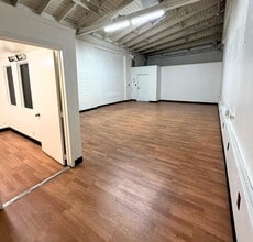 211-230 S Riverside Ave, Rialto, CA à vendre Photo intérieure- Image 2 de 7