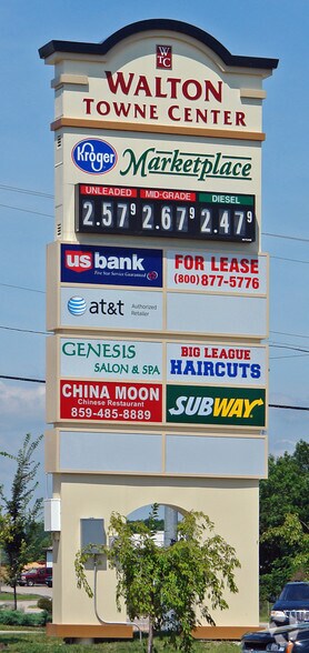 625-635 Chestnut Dr, Walton, KY à louer - Photo du bâtiment - Image 2 de 13