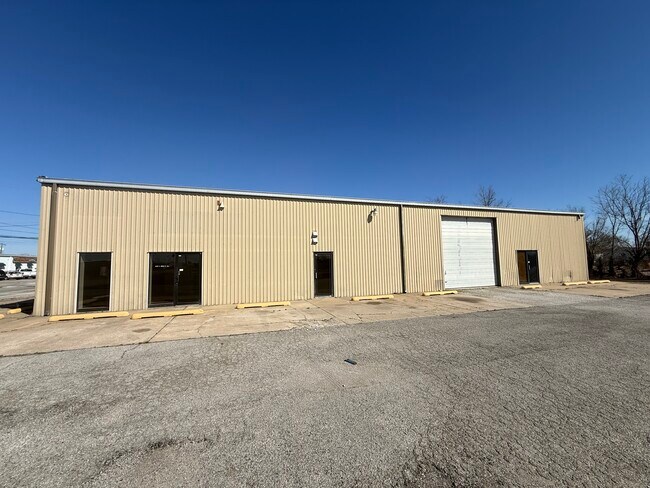 Plus de détails pour 4635 S 100th East Ave, Tulsa, OK - Industriel à vendre