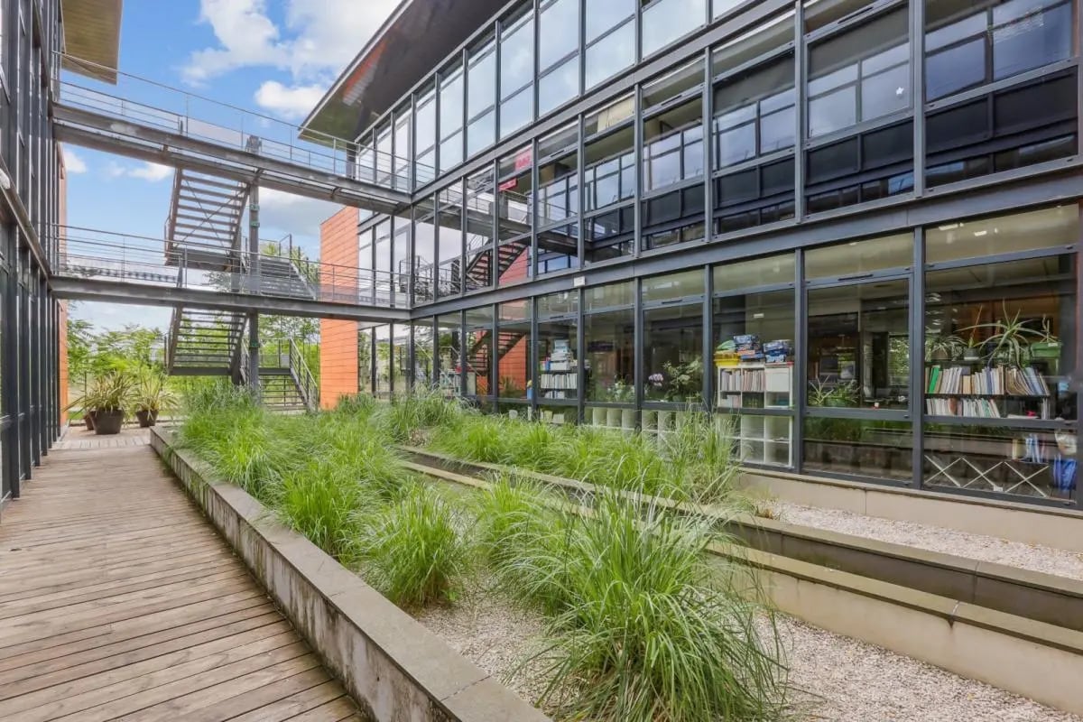 16 Rue Jean Desparmet, Lyon for lease Building Photo- Image 1 of 18