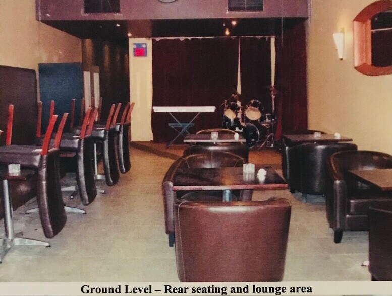 1378 Queen St. W, Toronto, ON à vendre - Photo du bâtiment - Image 2 de 5