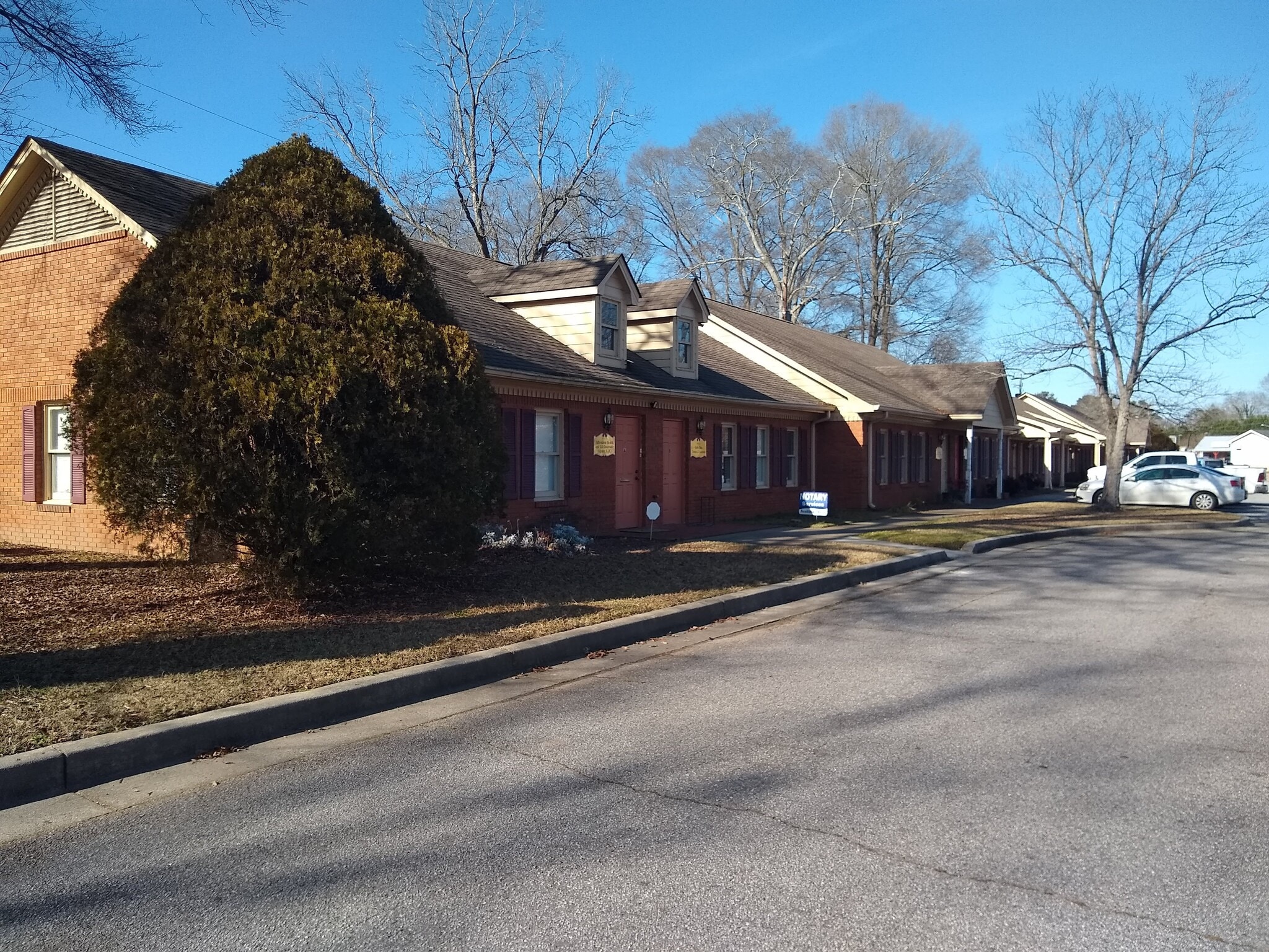 118 North Ave, Jonesboro, GA for lease Primary Photo- Image 1 of 14