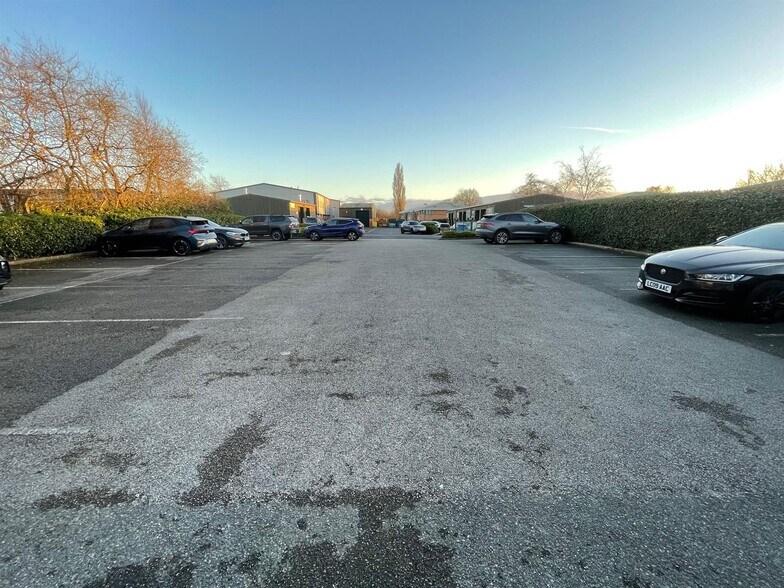 Euxton Ln, Chorley for lease - Building Photo - Image 3 of 9