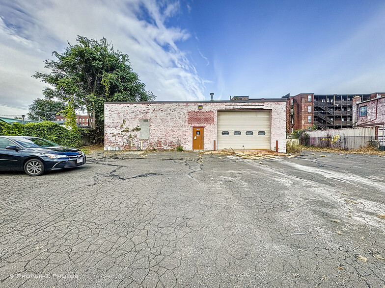 101 N Bridge St, Holyoke, MA à vendre - Photo du bâtiment - Image 1 de 1