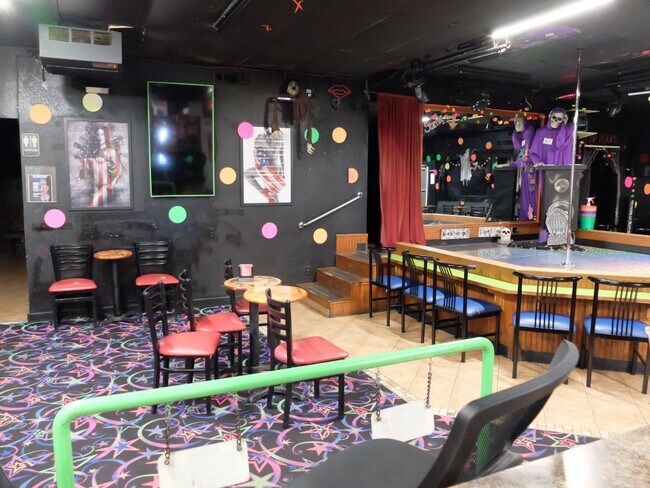 Plus de détails pour 54230 E 120 Rd, Miami, OK - Commerce de détail à vendre