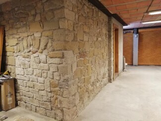 Plus de détails pour Commerce de détail à louer