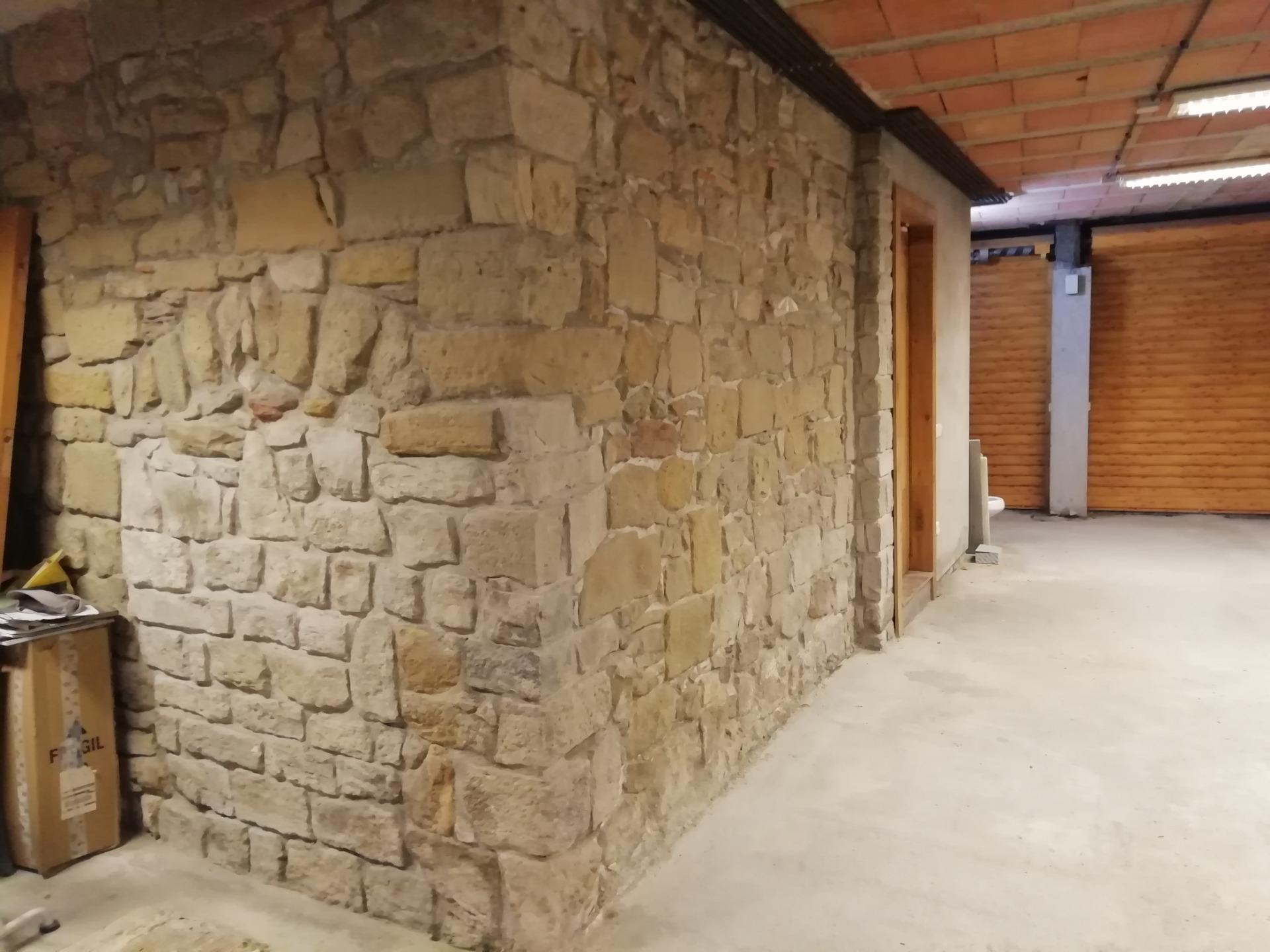 Commerce de détail dans Manresa, Barcelona à louer Plan d’étage- Image 1 de 8