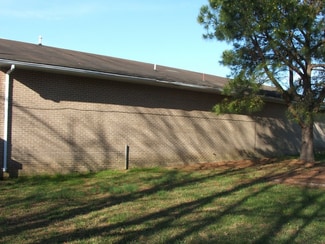 Plus de détails pour 1540 Four Locust Hwy, Keysville, VA - Commerce de détail à vendre