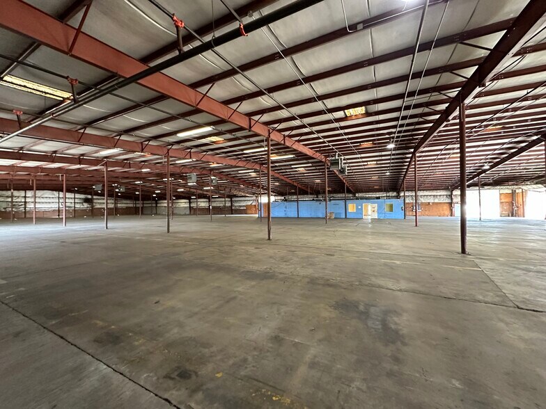 111 Lenora St, Henderson, NC à louer - Photo intérieure - Image 3 de 6